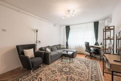 Apartament renovat, decomandat, cu 2 balcoane la Etajul 1 in Micalaca - 1