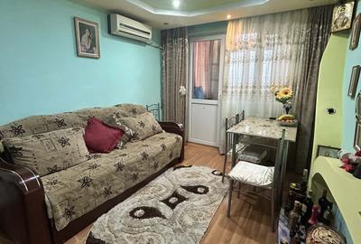 Apartament cu 4 camere semidecomandat în Micro 38 - 3