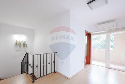 De Vanzare Casa cu 4 camere, Str. Arinului, Zona Dealur... - 9