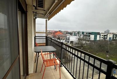 Apartament cu 3 camere semidecomandat în Aradului