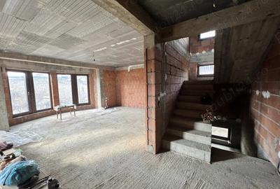 Casă cu 4 camere în Central - 7