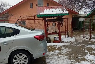 Casă cu 4 camere în Central - 1