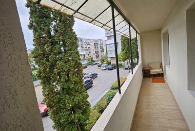 Apartament cu 3 camere decomandat în Reghin