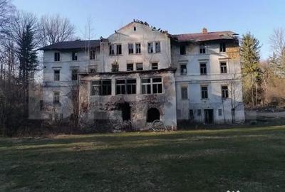 Casă cu 30 camere cu Teren 30000 Mp în Central - 3