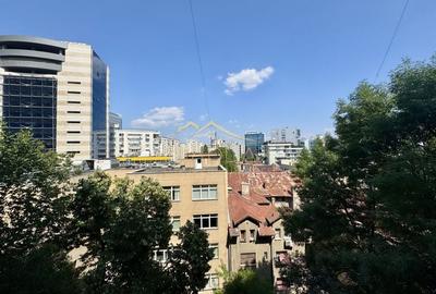 Studio *Mobilat Complet* // Victoriei - 5