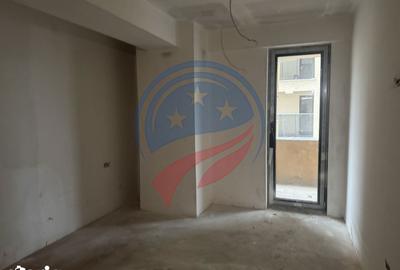 Apartament cu 3 camere decomandat în George Enescu - 6