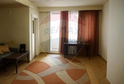 Garsoniera luminoasa si bine compartimentata, - 6