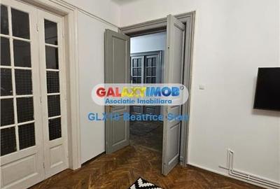 Apartament cu 3 camere decomandat, mobilat în P-ța Victoriei