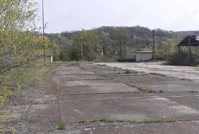 Spațiu comercial, de 4,500 mp, în Șirineasa - 4