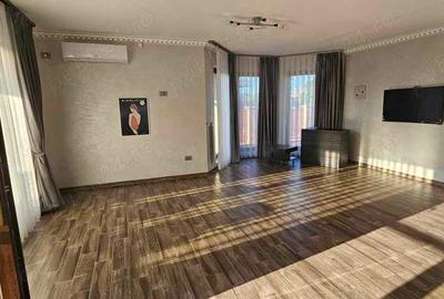 Casă cu 7 camere cu Teren 545 Mp în Centura - 11