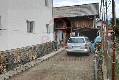 Casă cu 4 camere în Oeștii Ungureni - 1