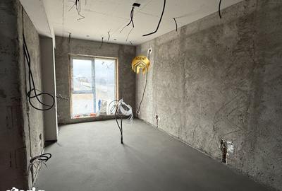 Casă cu 4 camere cu Teren 250 Mp în Central