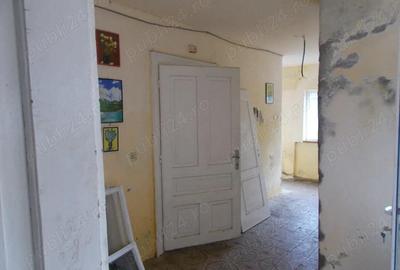 Casă cu 3 camere în Ghirodei - 8