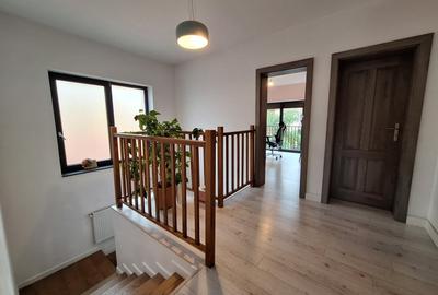 Casa individuala cu 2 parcari, zona Stadionului - 17