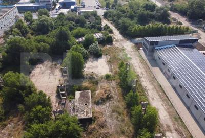 Teren de 28760 mp, în Central - 6