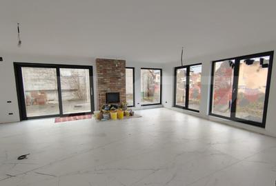 Casa individuala semifinisata 190 mp, teren 382 mp, proximit - 14