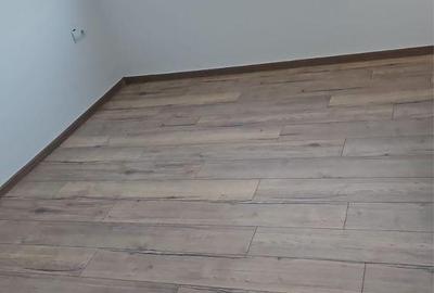 Casă cu 4 camere cu Teren 250 Mp în Central - 2