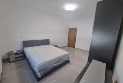 Apartament cu 4 camere decomandat, mobilat în Ultracentral