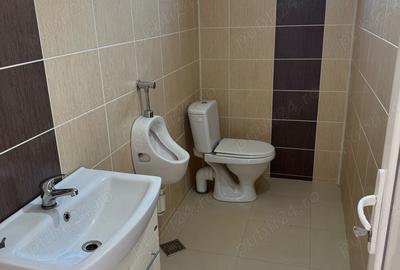 Spațiu comercial, de 150 mp, în Central - 2