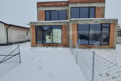 Duplex cu 4 camere cu Canalizare în Sânnicoară - 7