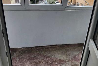 Garsonieră decomandată în Cetate - 6