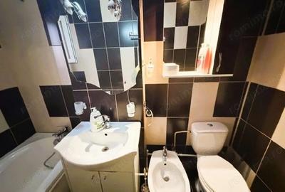 Apartament cu 3 camere semidecomandat în Central - 14