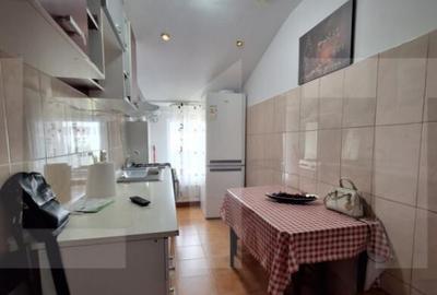 Apartament de vanzare, cu 2 camere decomandat, mobilat, zona - 2