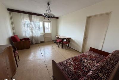 Apartament cu 3 camere decomandat în Sud - 10