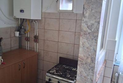 Garsonieră decomandată în Central - 3