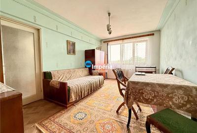Apartament cu 3 camere decomandat în Central - 1