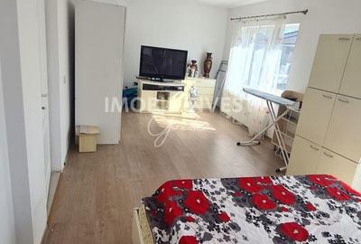 Casă cu 4 camere cu Teren 320 Mp în Central - 2