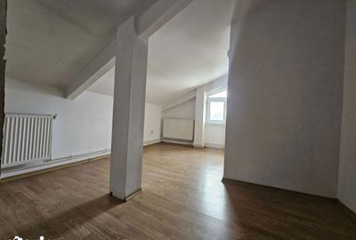 Spațiu comercial, de 12 mp, în Podu Roș - 1