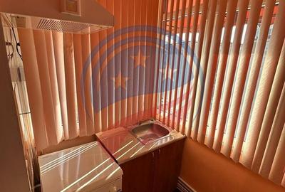 Apartament cu 3 camere decomandat, mobilat în Sărari - 6