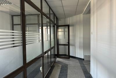 Oferim spre chirie Cladire de birouri - 17