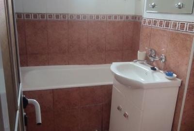 Apartament cu 2 camere semidecomandat în Micro 9 - 7