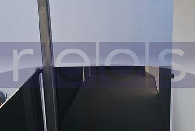 Casă cu 4 camere cu Canalizare în Văcăresti