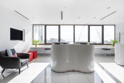 Spațiu de birou privat pentru 3 persoane în Regus Vox Technology Park - 6