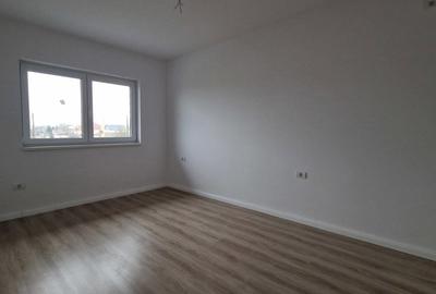 Casă cu 4 camere cu Teren 280 Mp în Central - 10