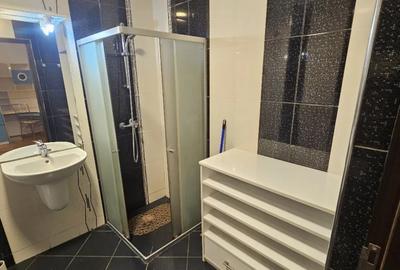 Garsonieră decomandată în Central - 10