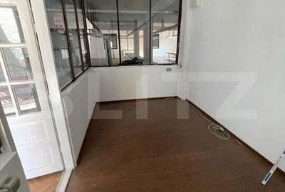 Casa cu 5 incaperi, 580mp, zona Carpati 1 - 2