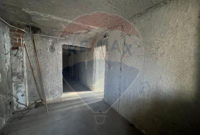 Apartament 3 camere b dul Bucuresti - 2