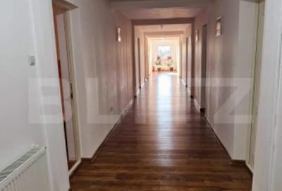 Casă cu 16 camere cu Canalizare în Central - 6