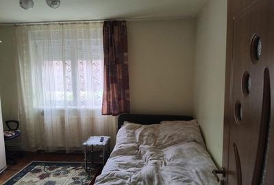Apartament cu 3 camere semidecomandat în Central - 3