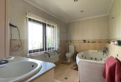 Casa individuala - zona excelenta -garaj - toate utilitatile - 6