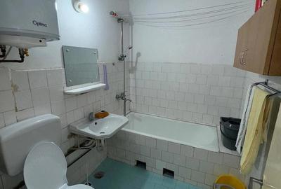 Apartament cu 3 camere semidecomandat în Central - 7