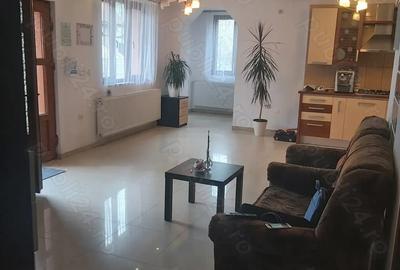 Casa de inchiriat pe Stefan cel Mare, actualmente functioneaza Agentie imobiliara, pe termen lung. - 3