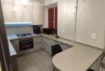 Garsonieră decomandată în Ozana - 4