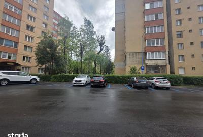 Apartament cu 3 camere decomandat în Sud - 4