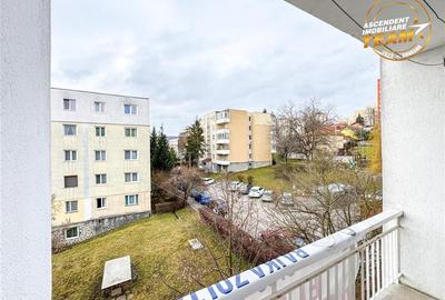Apartament cu 3 camere semidecomandat, mobilat în Simeria - 7