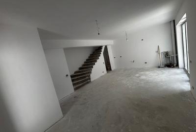 Triplex superb cu 3 apartamente invididuale pe 2 nivele P+1+2E in Bucurestii Noi - 4